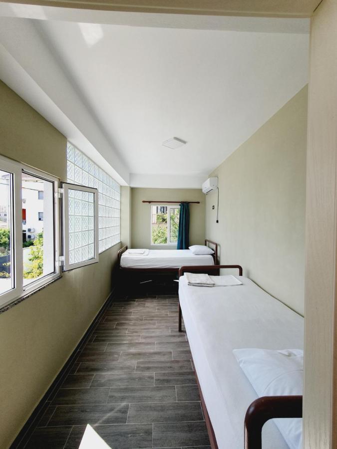 Klerichi Hotel Tirana Bagian luar foto