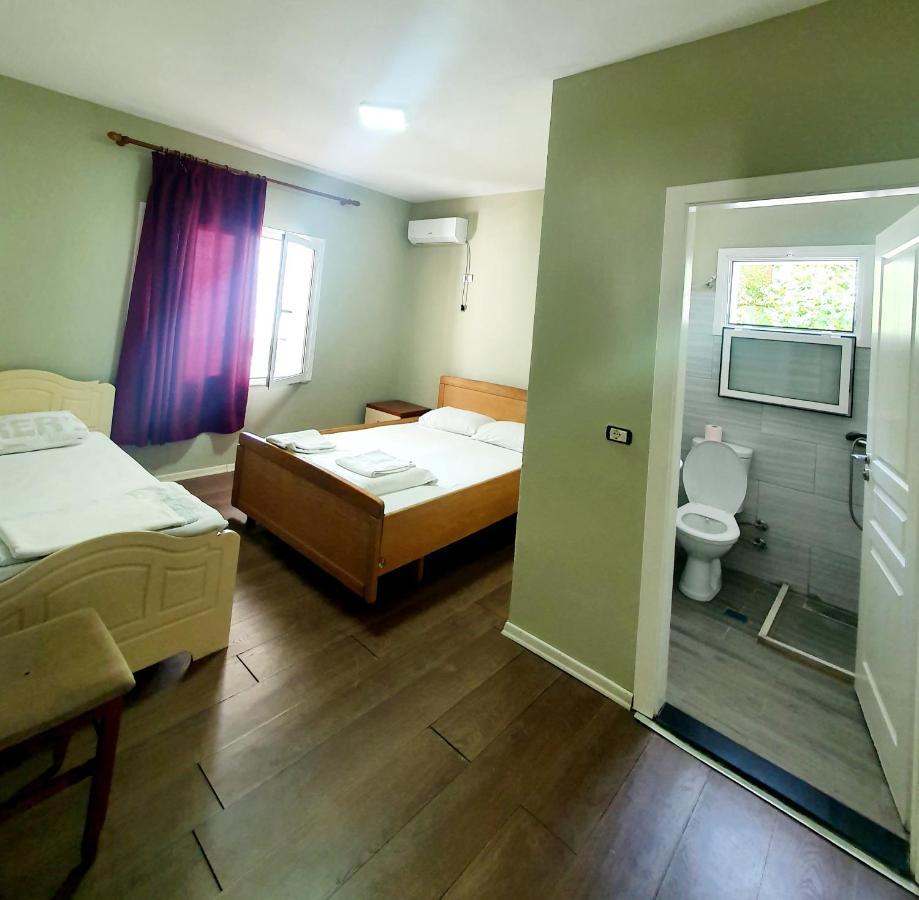Klerichi Hotel Tirana Bagian luar foto