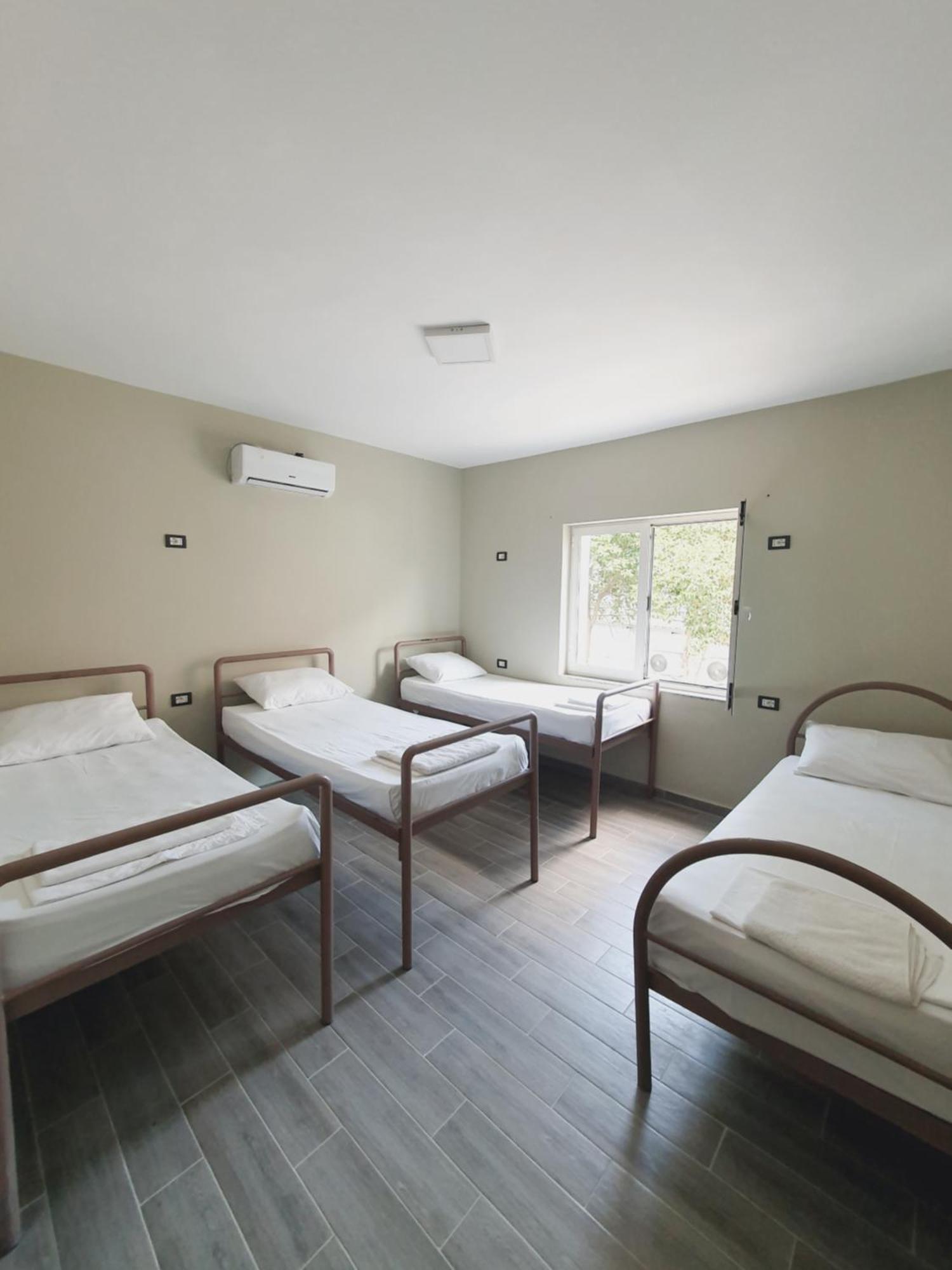 Klerichi Hotel Tirana Bagian luar foto