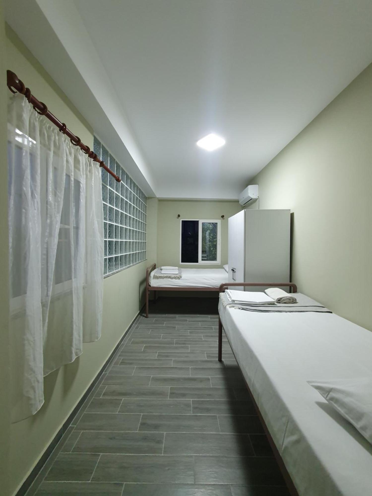 Klerichi Hotel Tirana Bagian luar foto